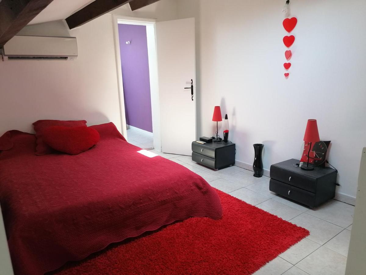 Appartement Meuble A Villeneuve Les Maguelone Zewnętrze zdjęcie