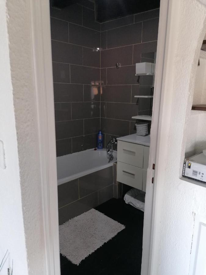 Appartement Meuble A Villeneuve Les Maguelone Zewnętrze zdjęcie